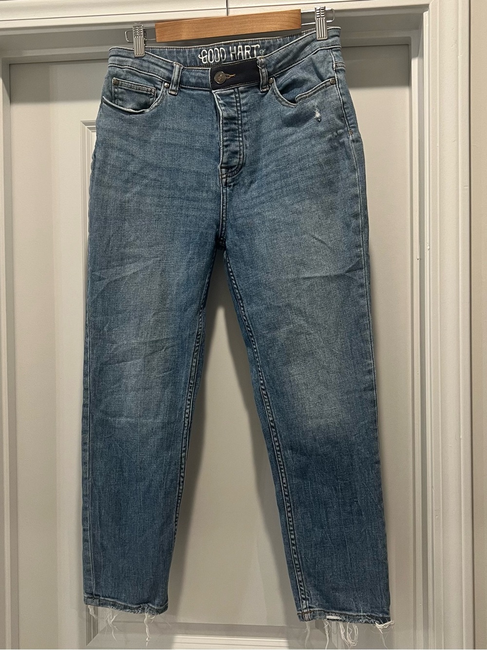 Good Hart Women’s 8 Mid Wash Blue Boyfriend Slim Jeans